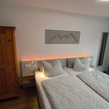 Apartament Schmidmayer *