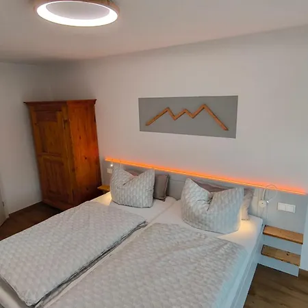 Apartament Schmidmayer *